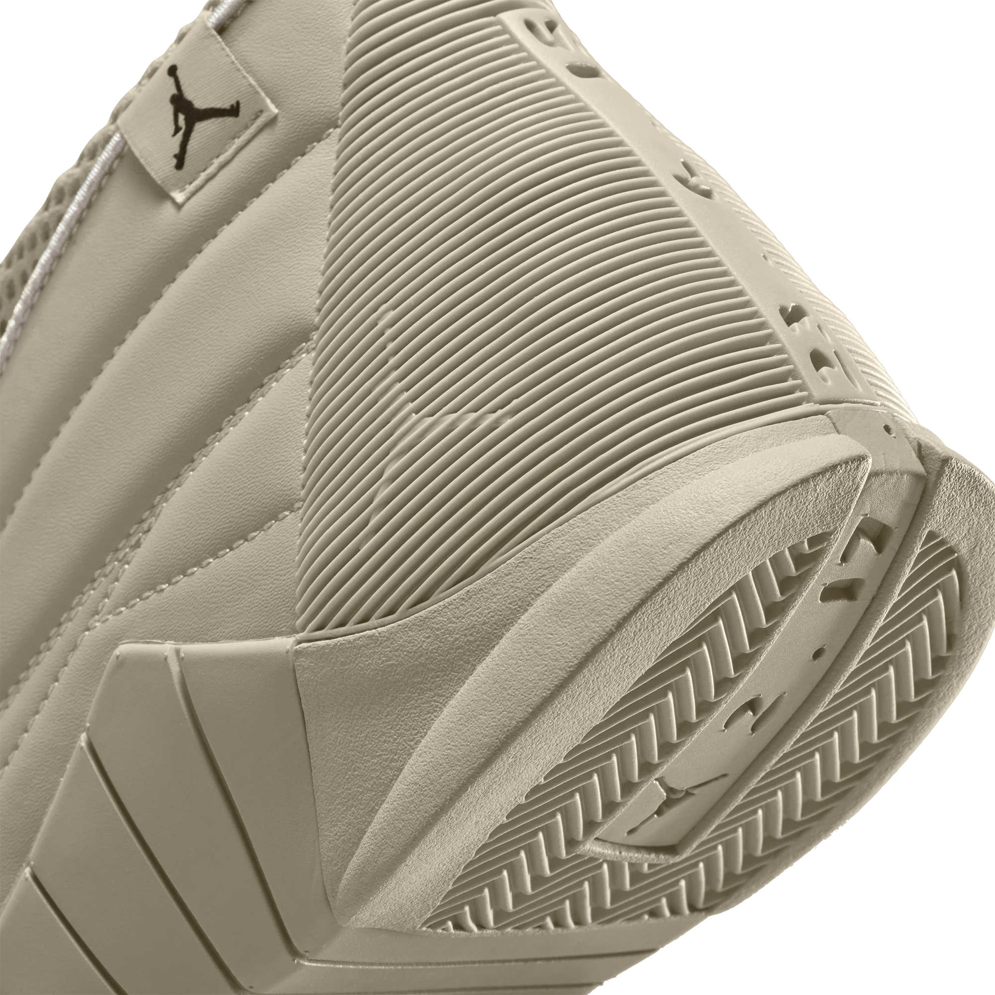 Billie Eilish x Air Jordan 15 - Image 10