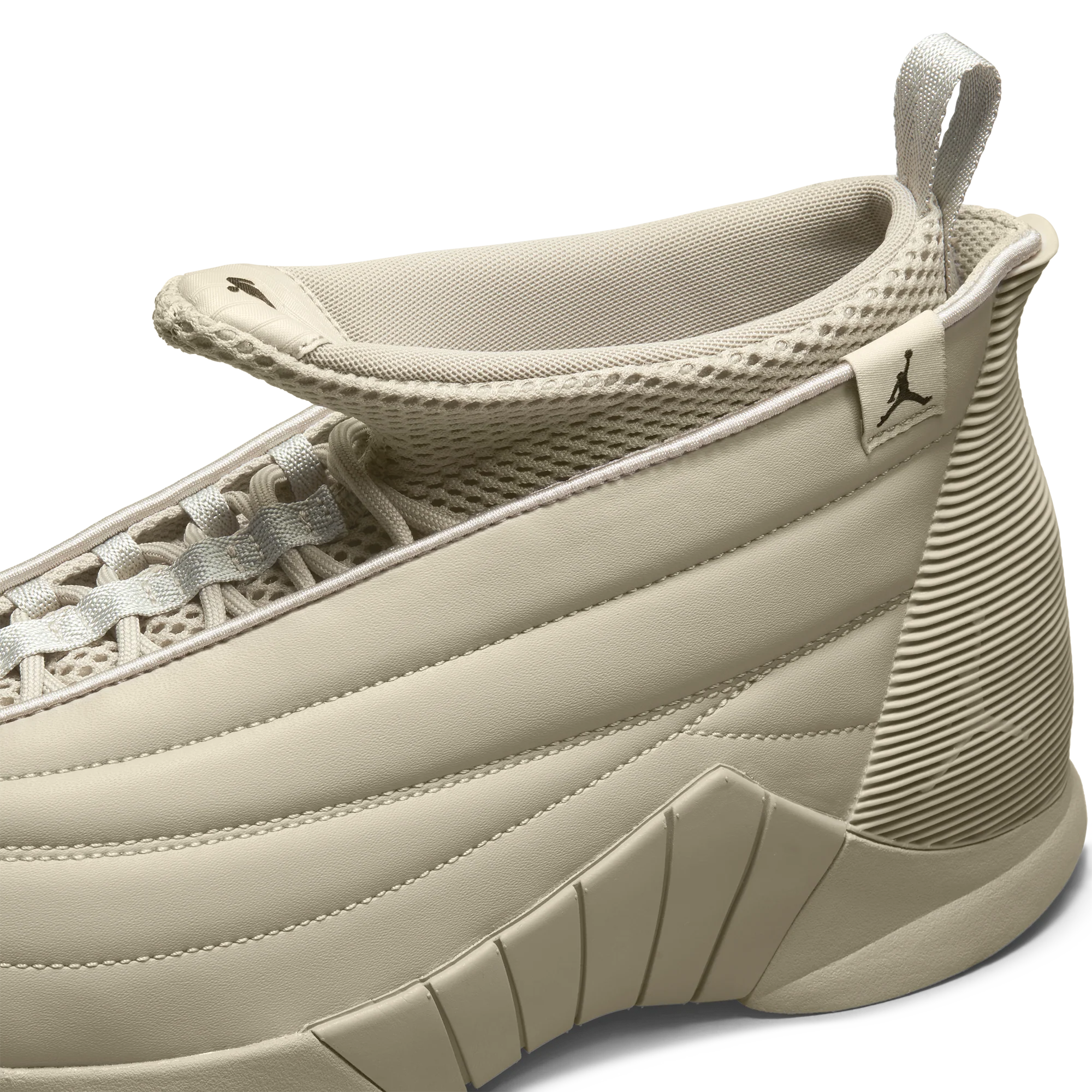 Billie Eilish x Air Jordan 15 - Image 12