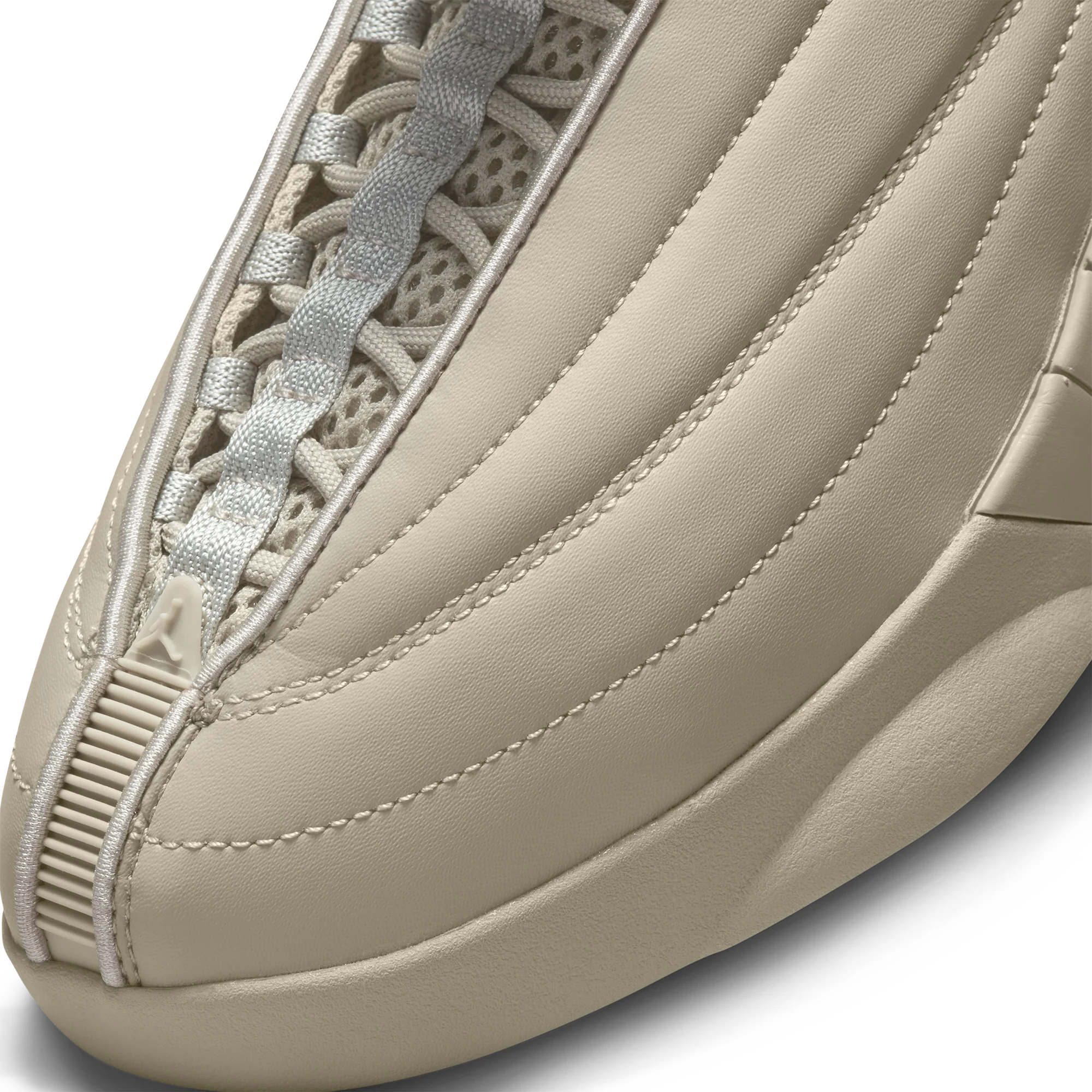 Billie Eilish x Air Jordan 15 - Image 9